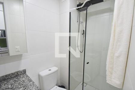 Banheiro de kitnet/studio para alugar com 1 quarto, 27m² em Ipiranga, São Paulo