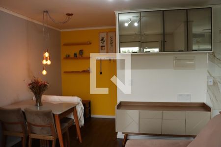 Sala de apartamento para alugar com 2 quartos, 47m² em Bairro do Maranhao, Cotia