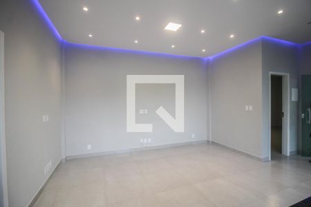 Sala de casa para alugar com 2 quartos, 80m² em Centro, Nova Iguaçu