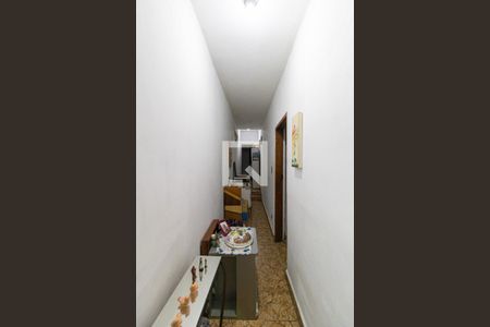 Corredor de casa para alugar com 1 quarto, 160m² em Vila Ré, São Paulo