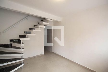 Sala de casa para alugar com 2 quartos, 100m² em Vila Maria Alta, São Paulo