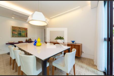 Sala de apartamento para alugar com 4 quartos, 233m² em Serra, Belo Horizonte