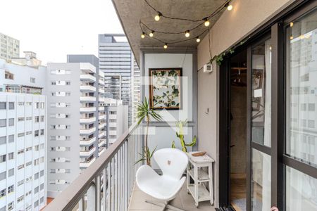 Varanda de kitnet/studio para alugar com 1 quarto, 29m² em República, São Paulo