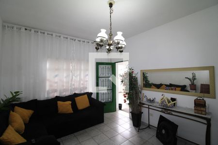 Sala de casa para alugar com 2 quartos, 80m² em Vila Vitorio Mazzei, São Paulo