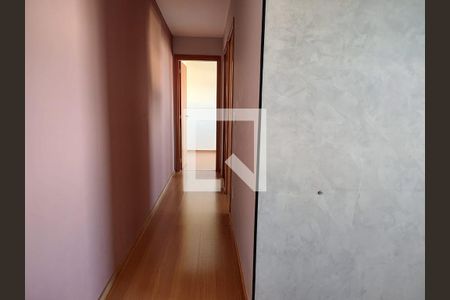 Corredor de apartamento à venda com 2 quartos, 44m² em Vila Barros, Guarulhos