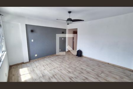 Sala de apartamento à venda com 3 quartos, 98m² em Olaria, Rio de Janeiro