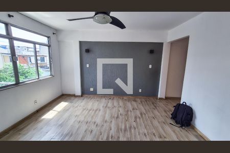 Sala de apartamento à venda com 3 quartos, 98m² em Olaria, Rio de Janeiro