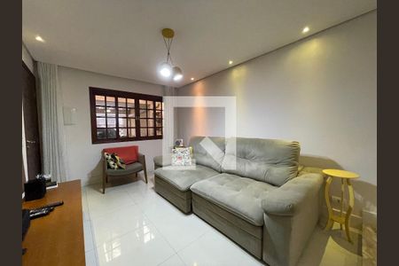 Sala de casa à venda com 3 quartos, 165m² em Jardim das Vertentes, São Paulo