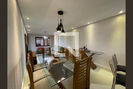 Sala de casa à venda com 3 quartos, 165m² em Jardim das Vertentes, São Paulo