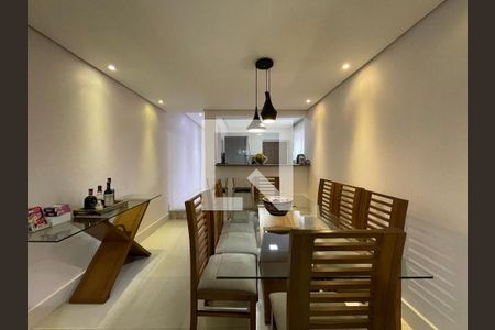 Sala de casa à venda com 3 quartos, 165m² em Jardim das Vertentes, São Paulo