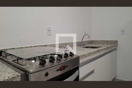 Sala/Cozinha de apartamento para alugar com 1 quarto, 51m² em Parque das Nações, Santo André