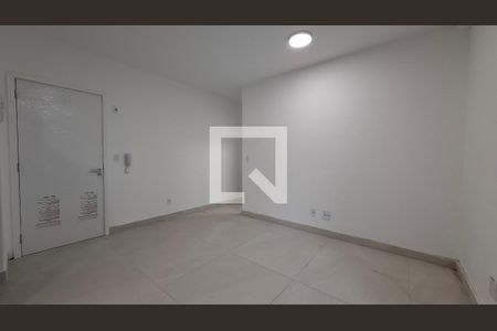 Sala/Cozinha de apartamento para alugar com 1 quarto, 51m² em Parque das Nações, Santo André