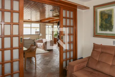 Sala de TV de apartamento à venda com 2 quartos, 196m² em Perdizes, São Paulo