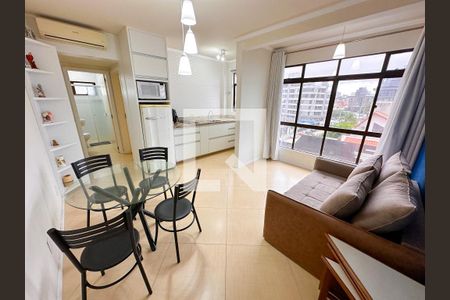 Sala de apartamento para alugar com 1 quarto, 70m² em Jurerê, Florianópolis