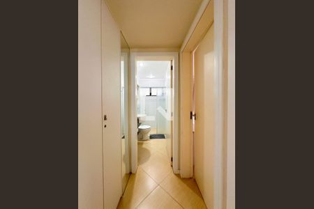 Corredor de apartamento para alugar com 1 quarto, 70m² em Jurerê, Florianópolis