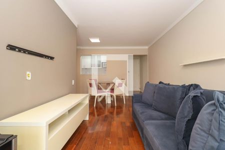 Sala de apartamento para alugar com 2 quartos, 74m² em Cerqueira César, São Paulo