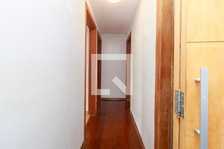 Corredor de apartamento para alugar com 3 quartos, 117m² em Jardim das Acacias, São Paulo