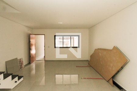 Sala de casa à venda com 3 quartos, 130m² em Vila Carrão, São Paulo
