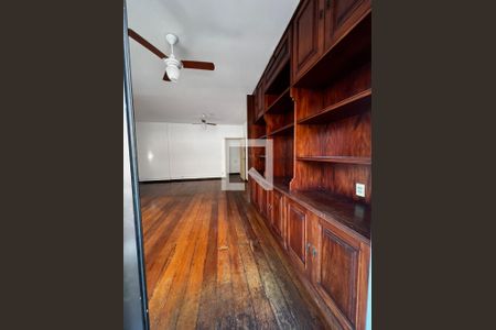 Sala de apartamento à venda com 3 quartos, 150m² em Icaraí, Niterói