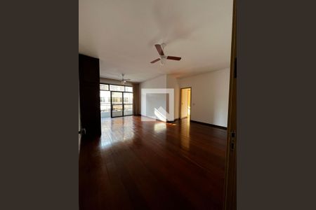 Sala de apartamento à venda com 3 quartos, 150m² em Icaraí, Niterói