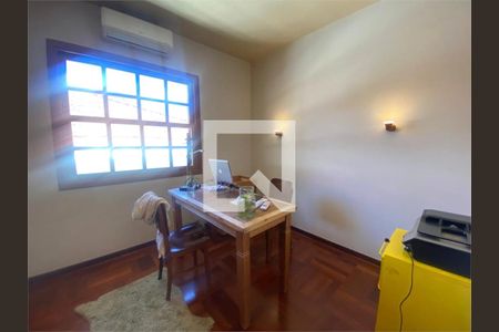 Casa à venda com 3 quartos, 183m² em Pinheiros, São Paulo