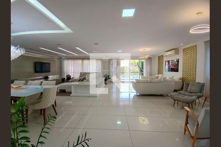 Sala de casa de condomínio à venda com 4 quartos, 600m² em Barra da Tijuca, Rio de Janeiro