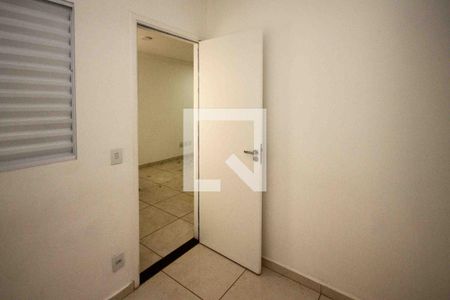 Quarto 1 de apartamento para alugar com 2 quartos, 34m² em Cidade Mãe do Céu, São Paulo