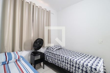 Quarto 1 de apartamento para alugar com 2 quartos, 47m² em Gávea, Uberlândia