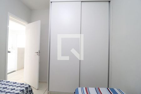 Quarto 1 de apartamento para alugar com 2 quartos, 47m² em Gávea, Uberlândia