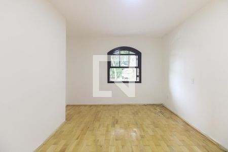 Quarto 1 de casa para alugar com 3 quartos, 350m² em Jardim Textil, São Paulo