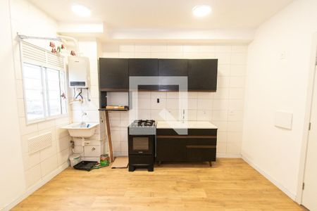 Sala/cozinha de apartamento à venda com 1 quarto, 36m² em Vila Independencia, São Paulo