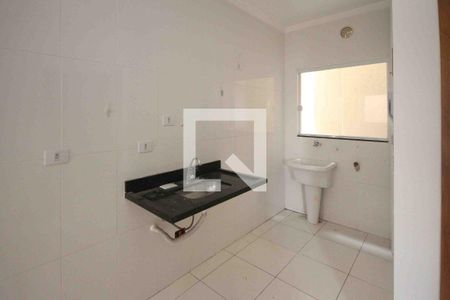 Cozinha e Área de Serviço de apartamento para alugar com 2 quartos, 40m² em Vila Antonieta, São Paulo