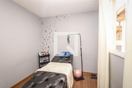 Quarto 2 de apartamento para alugar com 2 quartos, 45m² em Jardim Elizabete, Taboão da Serra