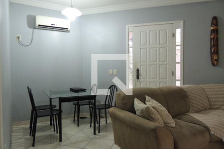 Sala de casa de condomínio à venda com 3 quartos, 150m² em Taquara, Rio de Janeiro