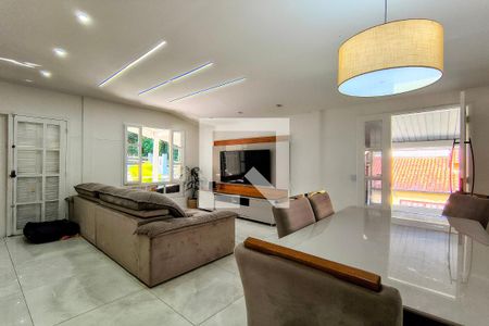 Casa de Condomínio para alugar com 3 quartos, 750m² em Jacarepaguá, Rio de Janeiro