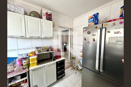 Cozinha de apartamento à venda com 2 quartos, 60m² em Jardim Vila Galvao, Guarulhos