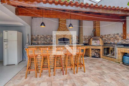 Casa à venda com 4 quartos, 275m² em Chácara Flora, São Paulo