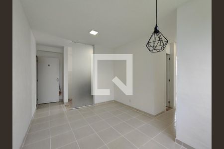 Sala de apartamento à venda com 3 quartos, 63m² em Vargem Pequena, Rio de Janeiro