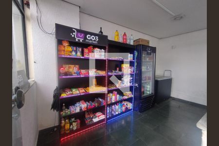 Mercado  de apartamento à venda com 2 quartos, 59m² em Vila Moinho Velho, São Paulo