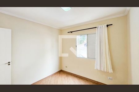 Quarto 1 de apartamento para alugar com 2 quartos, 47m² em Jardim Santa Tereza, Carapicuíba