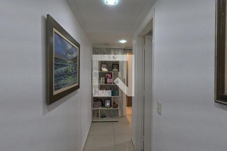 Corredor de apartamento para alugar com 2 quartos, 120m² em Embaré, Santos