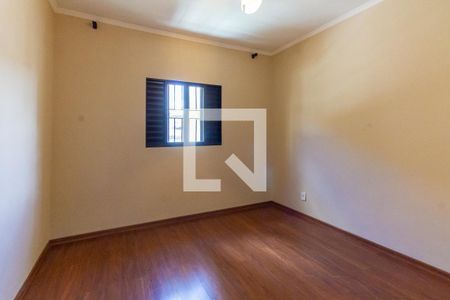 Quarto 1 de casa à venda com 2 quartos, 75m² em Vila Carrão, São Paulo