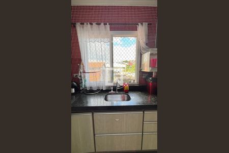 Sala/Cozinha de apartamento à venda com 2 quartos, 76m² em Jardim Marek, Santo André