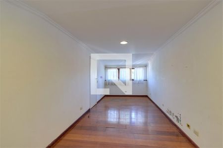 Casa à venda com 4 quartos, 350m² em Jardim Petropolis, São Paulo