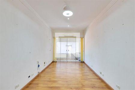 Casa à venda com 4 quartos, 350m² em Jardim Petropolis, São Paulo