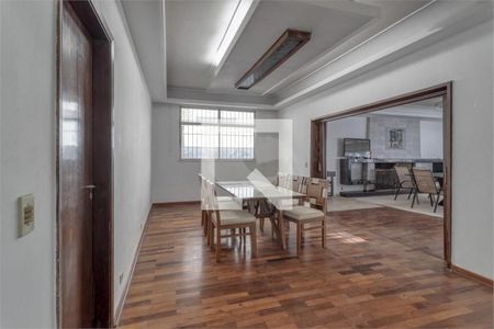 Casa à venda com 3 quartos, 393m² em Chácara Santo Antônio (Zona Sul), São Paulo