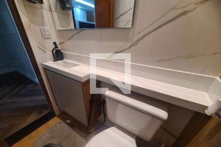 Lavabo de casa de condomínio para alugar com 2 quartos, 108m² em Vila Antonieta, São Paulo