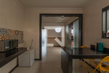Cozinha de casa à venda com 5 quartos, 200m² em Itatiaia, Belo Horizonte