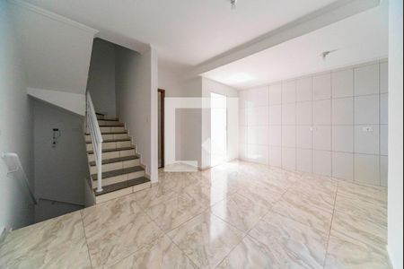 Sala de casa de condomínio para alugar com 2 quartos, 100m² em Parque das Nações, Santo André