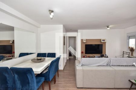 Sala de apartamento à venda com 2 quartos, 64m² em Vila Suzana, São Paulo